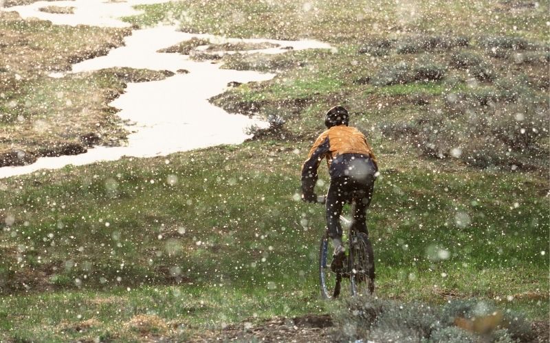 a mountain bike can definitely get wet